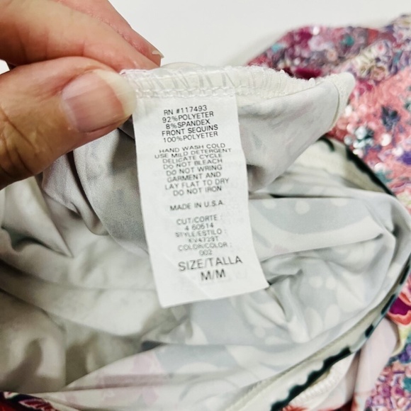 Love Tease Stunning Sequin Tank Tap Women's Medium Tattoo pattern EUC - Picture 6 of 7